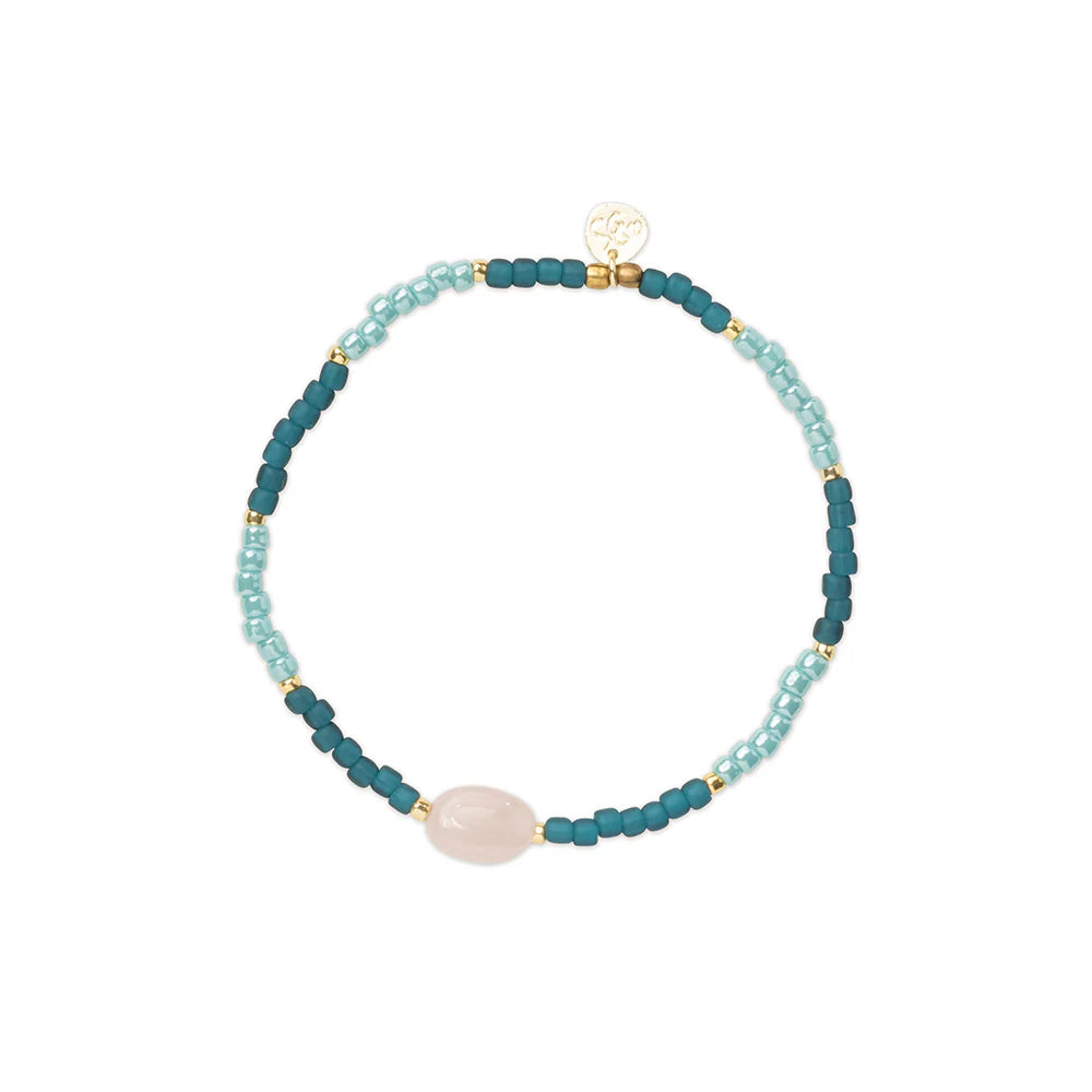 Haze Rose Quartz Bracelet von A Beautiful Story - handgefertigtes Armband mit Rosenquarz und bunten Glasperlen