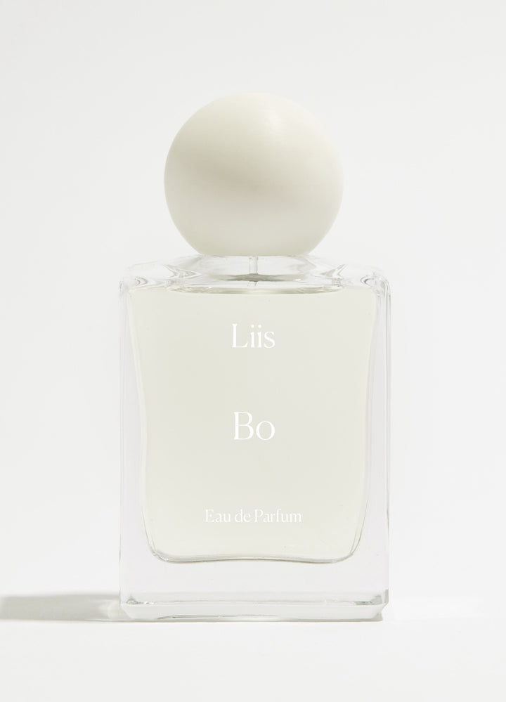 Liis Bo Eau de Parfum Flakon in klarer Studioaufnahme