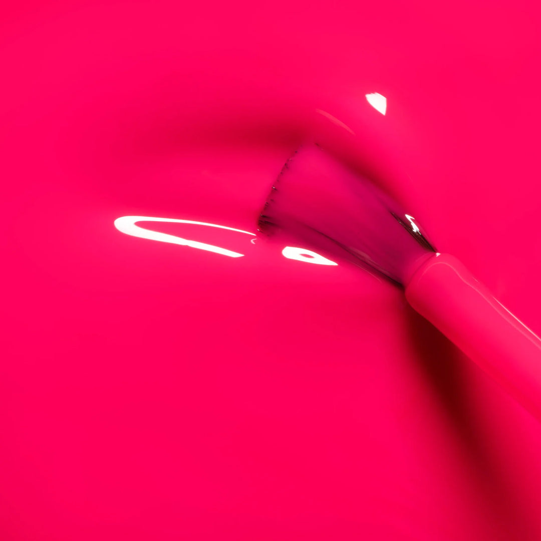 Manucurist Neon Pink Nagellack - leuchtende neonrosa Farbe mit Pinsel