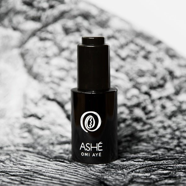 Ashé Omi Ayé Parfum-Öl Mood-Foto - erdender Naturduft
