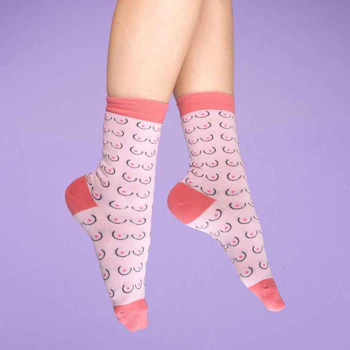 Coucou Suzette Boobs Socks White - Tragebild