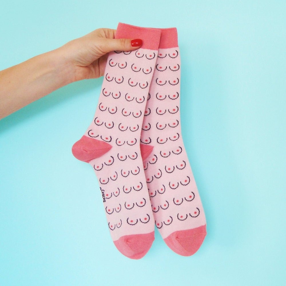 Coucou Suzette Boobs Socks White - Handmodel Produktfoto