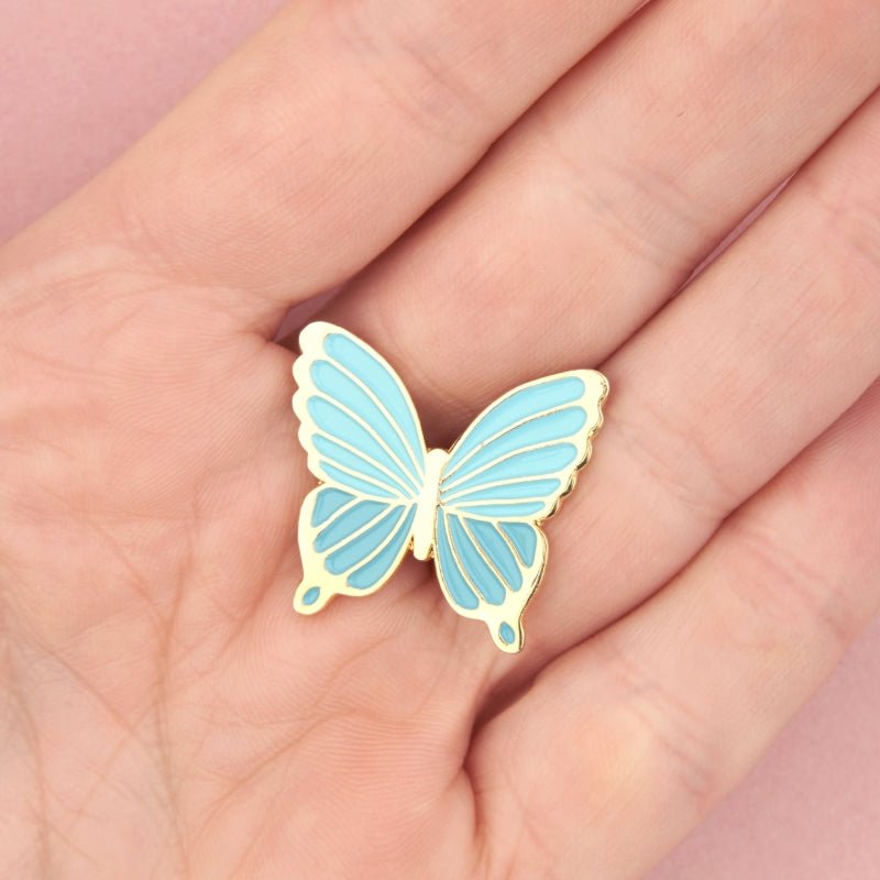 Coucou Suzette Butterfly Pin - Handmodel Detail