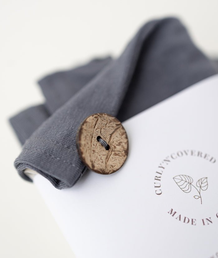 Bambus Turban Handtuch mit Knopf | Grau Close up