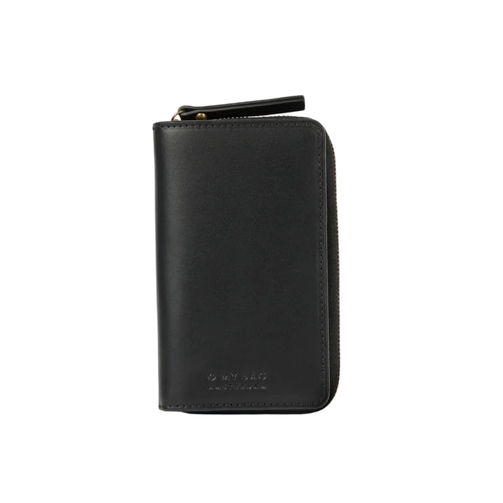 O My Bag Jett Wallet Black – schwarze Geldbörse aus hochwertigem Classic Leather mit glatter Oberfläche und Reißverschluss
