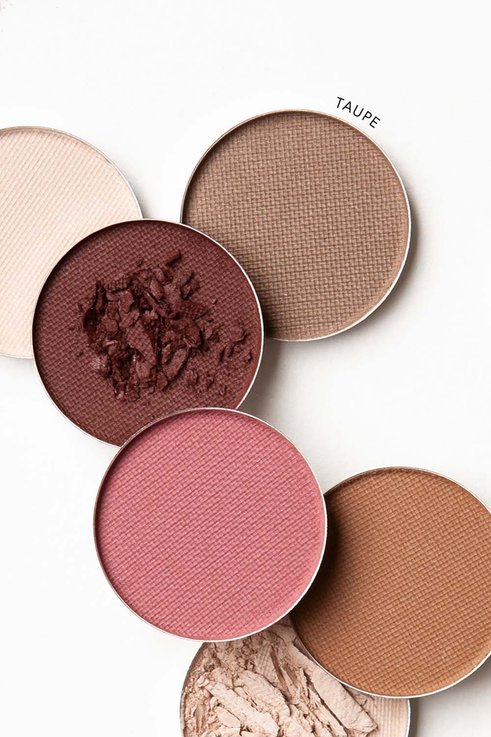 Eyeshadow Taupe Still Life