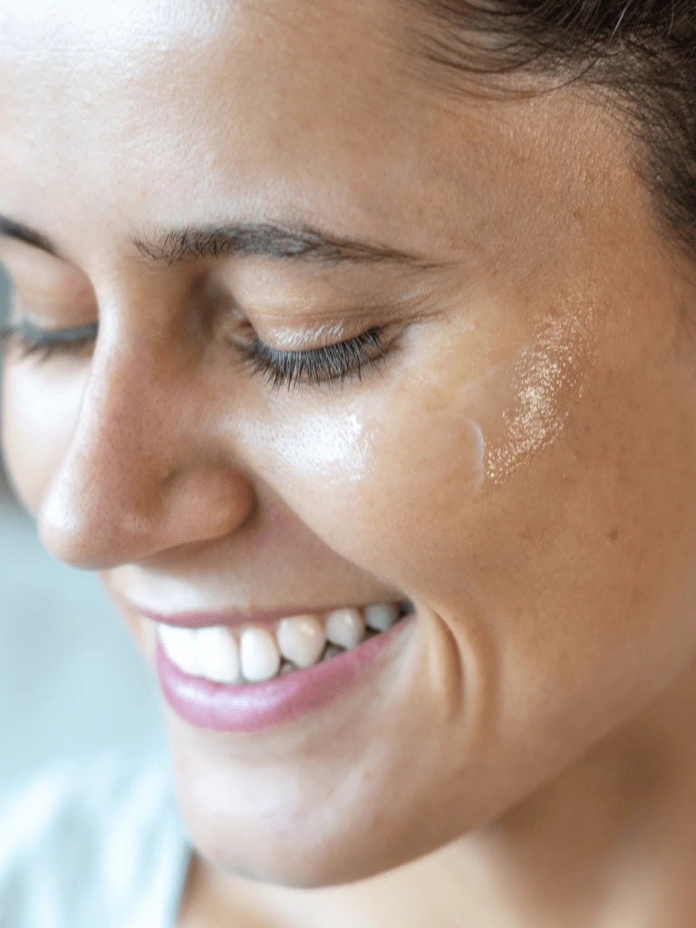 Perfect Skin Fluid on skin